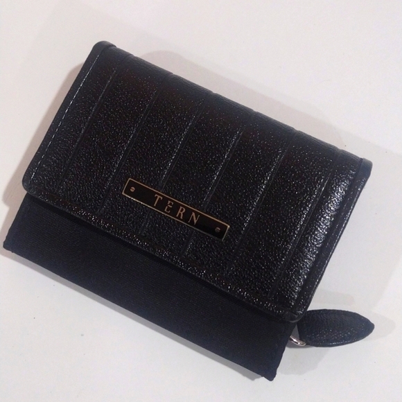 TERN Black Leather Canvas Zipper Bi-fold Coin Purse 4x3-in - Women's Accessories - Picture 10 of 10